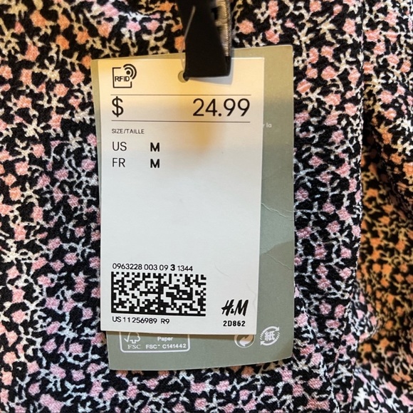 H&M FLORAL PRINT DRESS WITH SLIT - Picture 6 of 7